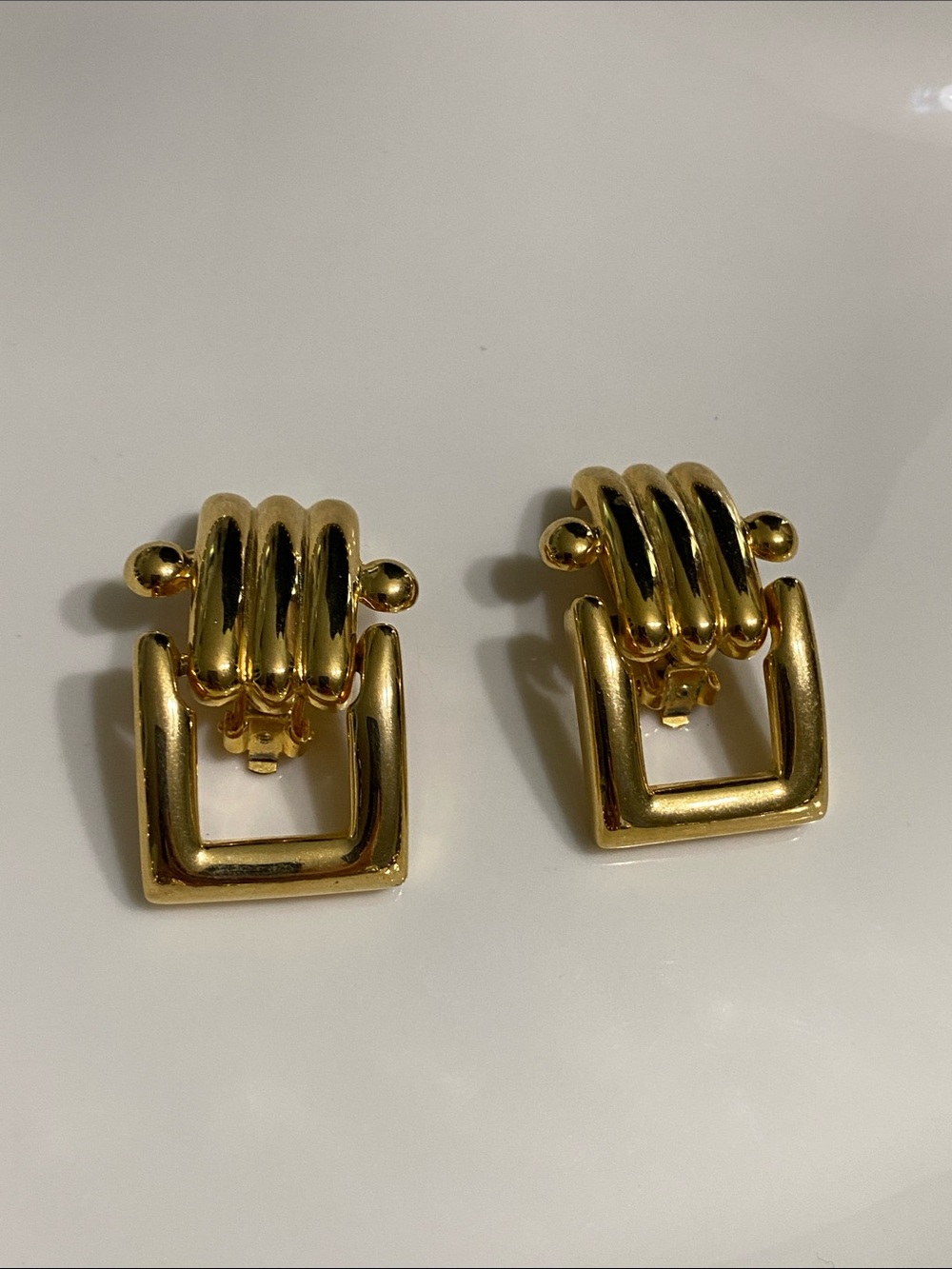 VTG Les Bernard Gold Square Drop Clip-On Earrings